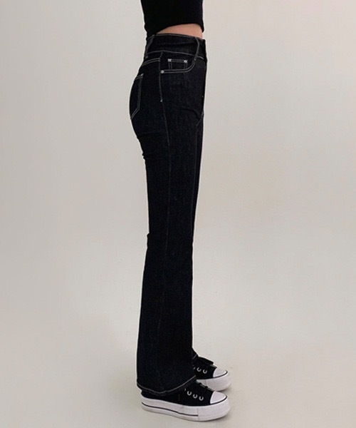 BEIDELLI（ベイデリー）の「[BELLIDE MADE] ハイウエストステッチブーツカットデニムパンツ（デニムパンツ・レディース・ブラック・MEDIUM/LARGE）」の15枚目の写真