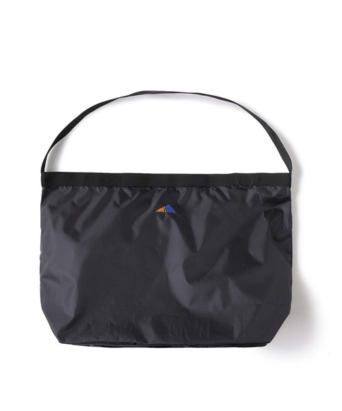 NEW BALANCE(ニューバランス)の「MT1996 パッカブルトートバック(トートバッグ・メンズ・ブラック/ベージュ・ONE SIZE)」の1枚目の写真