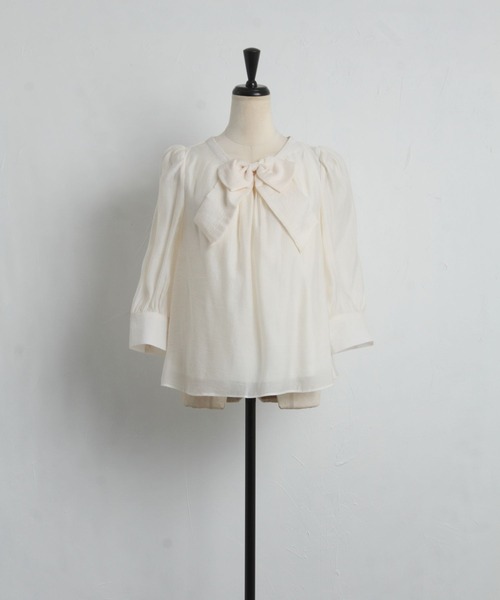 tocco closet（トッコ　クローゼット）の「りぼん付きシャイニーシアーブラウス（シャツ/ブラウス・レディース・アイボリー/グレー系その他・M）」の6枚目の写真
