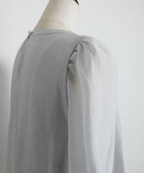 tocco closet（トッコ　クローゼット）の「りぼん付きシャイニーシアーブラウス（シャツ/ブラウス・レディース・アイボリー/グレー系その他・M）」の7枚目の写真