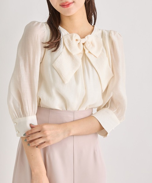 tocco closet（トッコ　クローゼット）の「りぼん付きシャイニーシアーブラウス（シャツ/ブラウス・レディース・アイボリー/グレー系その他・M）」の17枚目の写真