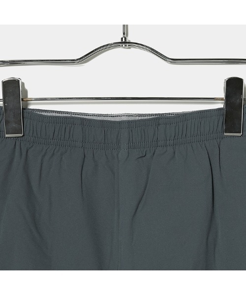 SKINS（スキンズ）の「SKINS（スキンズ）パンチングランニングショートパンツ（その他パンツ・メンズ・グレー系/ブルー系/ブラック・48/46/50）」の13枚目の写真