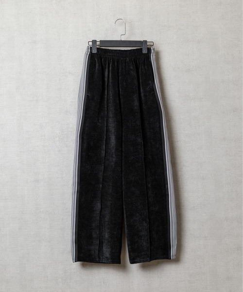 【セール】【Un】【it】【cuffne(カフネ)】Wide straight velor track pants ワイドストレートベロアトラックパンツ（その他パンツ）｜cuffne（カフネ）