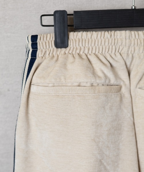 【セール】【Un】【it】【cuffne(カフネ)】Wide straight velor track pants ワイドストレートベロアトラックパンツ（その他パンツ）｜cuffne（カフネ）