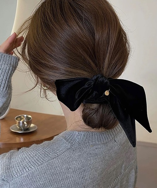 ammy.（エイミードット）の「【 ammy. / エイミードット 】 フレンチ ベロア リボン シュシュ（シュシュ・レディース・シャンパン/ダークブラウン/ブラック/ライトベージュ/チョコ/ブラウン/ダークパープル/ワインレッド・FREE）」の9枚目の写真