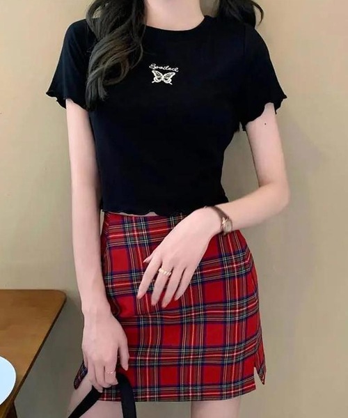shopnikoniko(ショップニコニコ)の「バタフライ刺繍 トップス クロップド丈 チビTシャツ ショート丈(Tシャツ/カットソー・レディース・ホワイト/パープル/ピンク/ブラック・フリー)」の11枚目の写真
