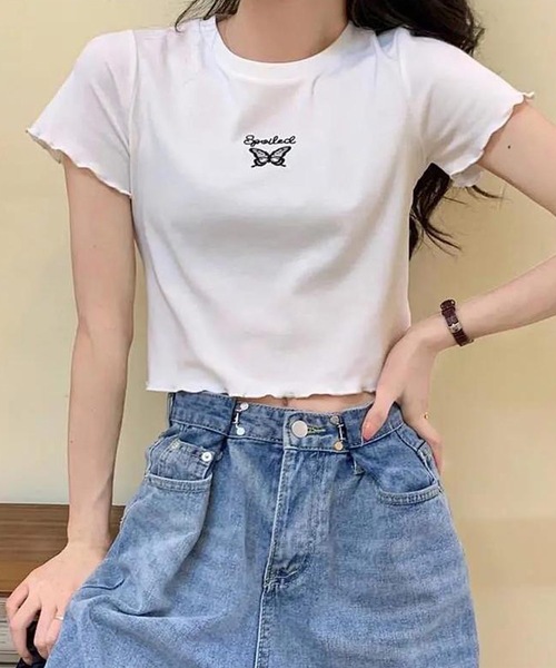 shopnikoniko(ショップニコニコ)の「バタフライ刺繍 トップス クロップド丈 チビTシャツ ショート丈(Tシャツ/カットソー・レディース・ホワイト/パープル/ピンク/ブラック・フリー)」の7枚目の写真