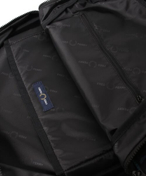【FRED PERRY】★人気★コントラストテープバックパック FRED PERRY（フレッドペリー）の「Contrast Tape Backpack