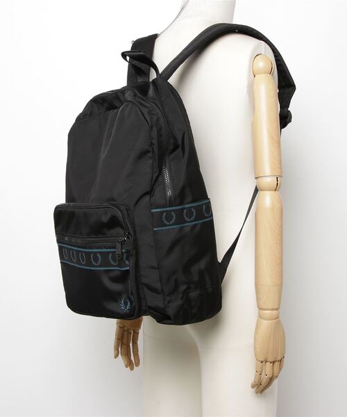 【FRED PERRY】★人気★コントラストテープバックパック FRED PERRY（フレッドペリー）の「Contrast Tape Backpack
