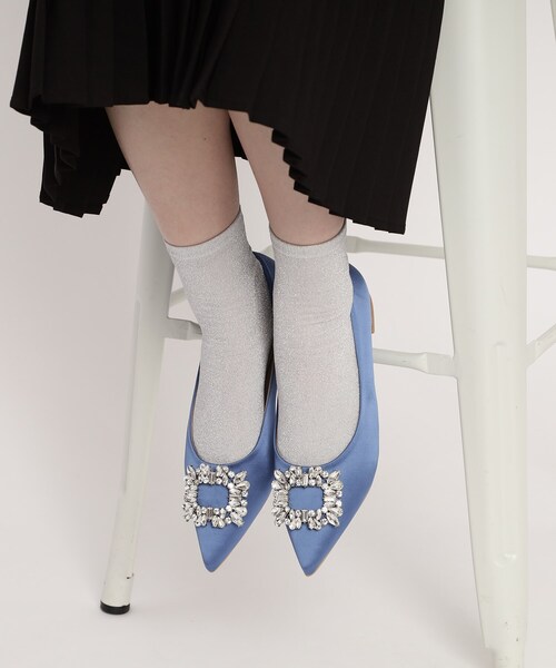 ESPERANZA（エスペランサ）の「ビジュー付きフラットヒールパンプス 結婚式二次会 パーティー（パンプス・レディース・ブルー系2/こしょう色系3/ブラック系2・23.0cm/24.0cm/24.5cm/22.5cm/23.5cm）」の8枚目の写真