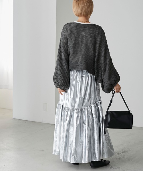 forksy.（フォルクシー）の「【forksy.】シアーモヘアニットクロップドバルーンプルオーバー（ニット/セーター・レディース・アイボリー/ブルー/チャコール・FREE）」の7枚目の写真