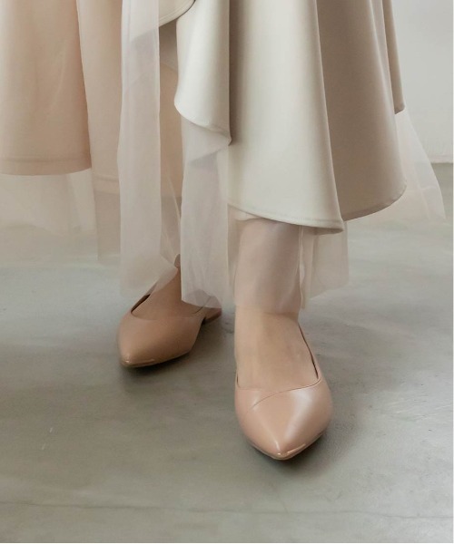 RANDA（ランダ）の「3E ゴールドパーツフラットパンプス（パンプス・レディース・ブラック/ベージュ/アイボリー/ピンク/グレー・23.5/24/23/22/22.5/24.5/25/25.5）」の6枚目の写真