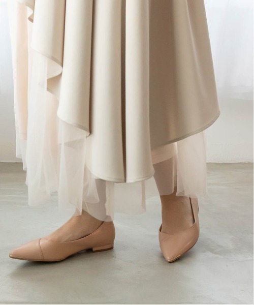 RANDA（ランダ）の「3E ゴールドパーツフラットパンプス（パンプス・レディース・ブラック/ベージュ/アイボリー/ピンク/グレー・23.5/24/23/22/22.5/24.5/25/25.5）」の7枚目の写真