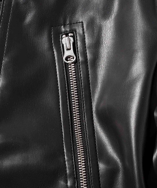 MM6 Maison Margiela(エムエムシックス メゾン マルジェラ)の「MM6 Maison Margiela(エムエムシックス メゾン マルジェラ)Kids & Junior ライダースジャケットブルゾン(ライダースジャケット・キッズ・ブラック・12Y/14Y/16Y)」の4枚目の写真