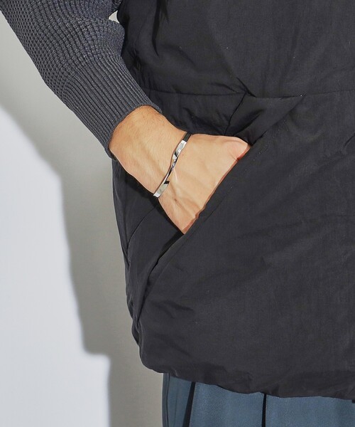 tk.TAKEO KIKUCHI（ティーケータケオキクチ）の「◆Nejiriバングル（ブレスレット・メンズ・ゴールド/シルバー・02/01）」の9枚目の写真