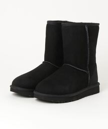 UGG | W CLASSIC SHORT II　1016223(ブーツ)