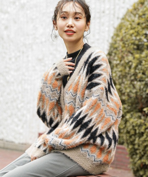 niko and...(ニコアンド)の「ウォームジンジャーハイネックプルオーバー(Tシャツ/カットソー・レディース・ブラック/ホワイト/ベージュ/オフホワイト/オレンジ・MEDIUM/LARGE)」の12枚目の写真