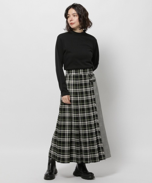 niko and...(ニコアンド)の「ウォームジンジャーハイネックプルオーバー(Tシャツ/カットソー・レディース・ブラック/ホワイト/ベージュ/オフホワイト/オレンジ・MEDIUM/LARGE)」の13枚目の写真