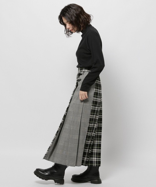 niko and...(ニコアンド)の「ウォームジンジャーハイネックプルオーバー(Tシャツ/カットソー・レディース・ブラック/ホワイト/ベージュ/オフホワイト/オレンジ・MEDIUM/LARGE)」の14枚目の写真