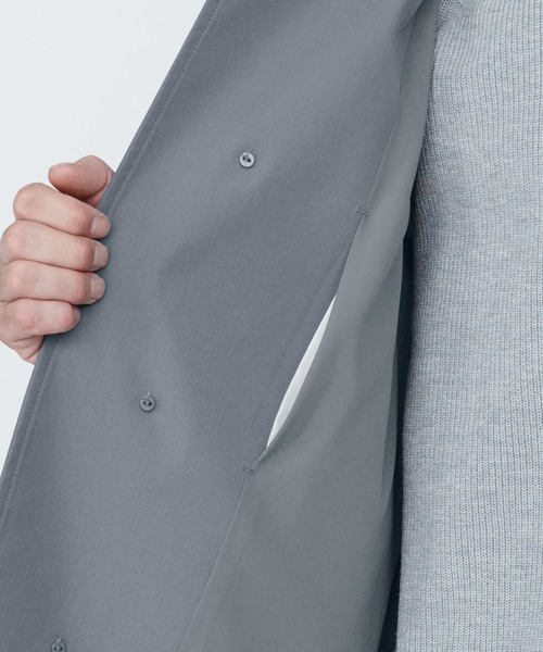 無印良品（ムジルシリョウヒン）の「紳士　撥水ステンカラーコート（裏地あり）（ステンカラーコート・メンズ・グレー系1/ベージュ系1/ネイビー系・S/XL/L）」の10枚目の写真