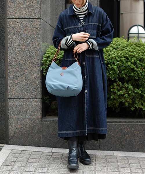 CLEDRAN（クレドラン）の「【軽量 2WAY】CL1954 D.PARE 2WAY BAG ナイロンバッグ（ショルダーバッグ・レディース・グレイッシュブルー/ブラック/ライトブラウン・FREE）」の4枚目の写真