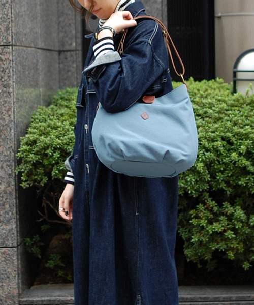 CLEDRAN（クレドラン）の「【軽量 2WAY】CL1954 D.PARE 2WAY BAG ナイロンバッグ（ショルダーバッグ・レディース・グレイッシュブルー/ブラック/ライトブラウン・FREE）」の5枚目の写真