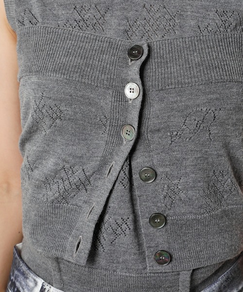 iRENE（アイレネ）の「アイレットハイゲージVニット / Eyelet High Gauge V Knit（ニット/セーター・レディース・グレー/ブラウン/ブルー・36）」の14枚目の写真