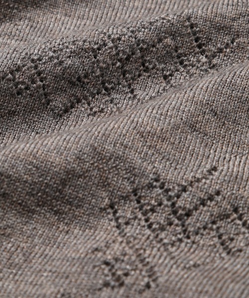 iRENE（アイレネ）の「アイレットハイゲージVニット / Eyelet High Gauge V Knit（ニット/セーター・レディース・グレー/ブラウン/ブルー・36）」の12枚目の写真