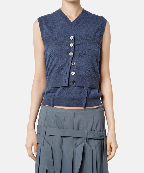 iRENE（アイレネ）の「アイレットハイゲージVニット / Eyelet High Gauge V Knit（ニット/セーター・レディース・グレー/ブラウン/ブルー・36）」の22枚目の写真