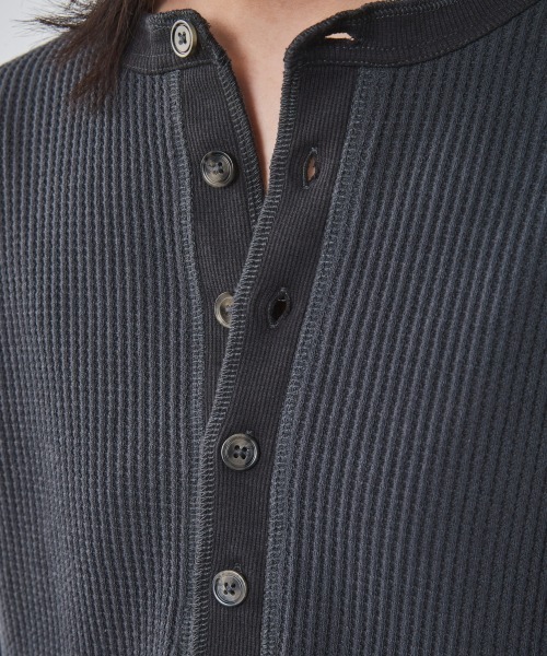 CHIC STYLE(シックスタイル)の「<大きいサイズ>綿100%ワッフルヘンリーネッククロップド丈カットソー シックスタイル(Tシャツ/カットソー・レディース・ネイビー/アイボリー・5L/4L/3L/LL/L)」の18枚目の写真
