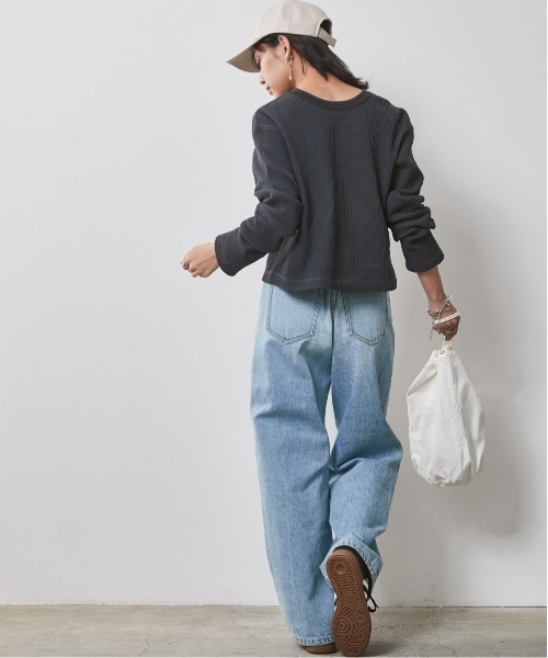 CHIC STYLE(シックスタイル)の「<大きいサイズ>綿100%ワッフルヘンリーネッククロップド丈カットソー シックスタイル(Tシャツ/カットソー・レディース・ネイビー/アイボリー・5L/4L/3L/LL/L)」の5枚目の写真