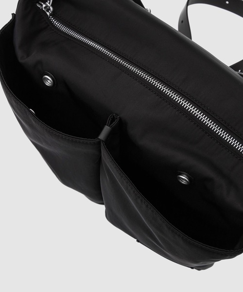 JIL SANDER（ジルサンダー）の「PILOT CROSSBODY（ショルダーバッグ・メンズ・ブラック・UNI）」の6枚目の写真