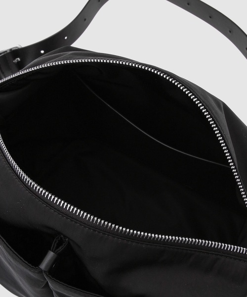 JIL SANDER（ジルサンダー）の「PILOT CROSSBODY（ショルダーバッグ・メンズ・ブラック・UNI）」の7枚目の写真