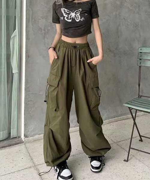 Mayree(メイリー)の「【Mayree】スーパーワイド カーゴパンツ(カーゴパンツ・レディース・ブラック/オリーブ/グレー・SMALL/MEDIUM/LARGE/X-LARGE)」の16枚目の写真