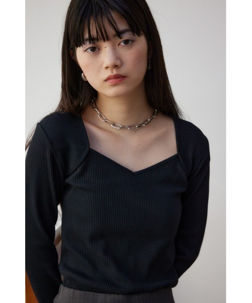 AZUL by moussy(アズールバイマウジー)の「ダイヤネック長袖リブトップス(Tシャツ/カットソー・レディース・ブラック/グレー/オフホワイト・SMALL/MEDIUM)」の14枚目の写真