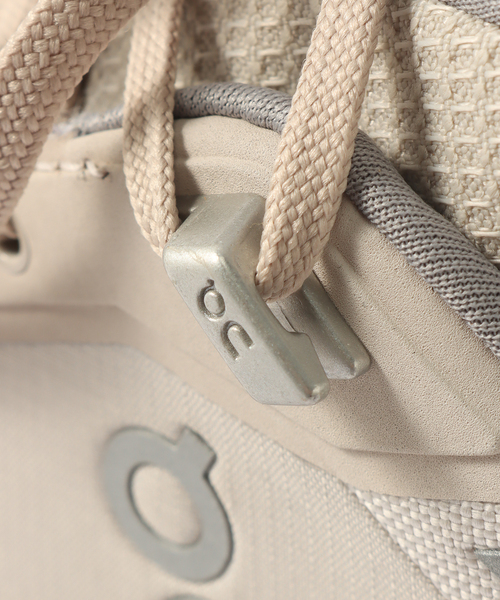 On（オン）の「【On / オン】 Cloudwander Waterproof（スニーカー・メンズ・ブラック/グレー・26cm/27cm/28cm）」の10枚目の写真