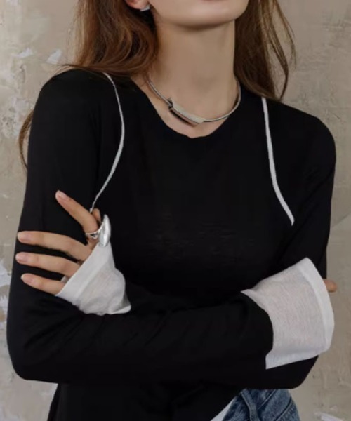 deux amour（ドゥーザムール）の「レイヤードロンT（Tシャツ/カットソー・レディース・ブラック/ブルー・FREE）」の2枚目の写真