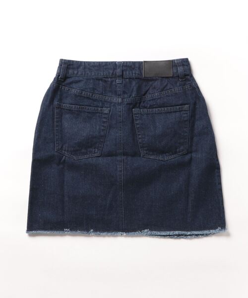 EMODA（エモダ）の「HEM CURVE DENIM SK（デニムスカート・レディース・インディゴブルー/グレー/アイボリー/ブラック・SMALL/MEDIUM）」の5枚目の写真