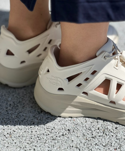 THE NORTH FACE(ザノースフェイス)の「【THE NORTH FACE】RE-Activ Sneaker(サンダル・メンズ・ブラック×ブラック/ホワイト/チャコールグレー・8/9/10/6/5/7)」の21枚目の写真