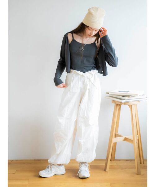 Ungrid（アングリッド）の「ショートカットアンサンブル（Tシャツ/カットソー・レディース・レッド/チャコールグレー/オフホワイト・FREE）」の9枚目の写真