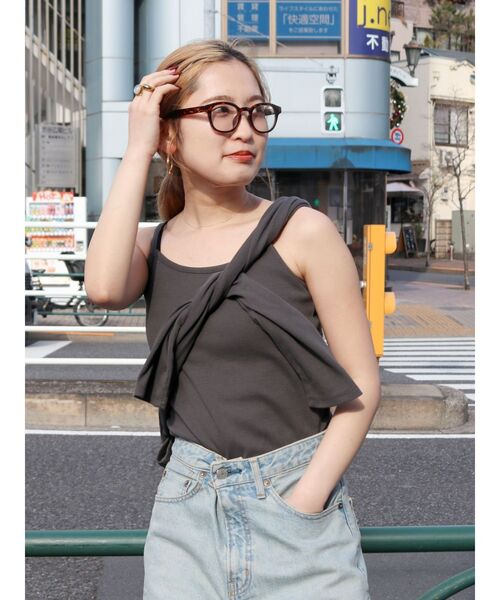 Ungrid（アングリッド）の「ショートカットアンサンブル（Tシャツ/カットソー・レディース・レッド/チャコールグレー/オフホワイト・FREE）」の14枚目の写真