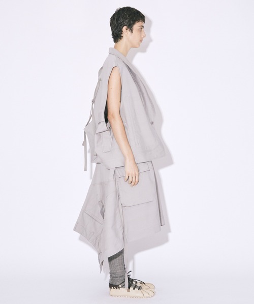 beautiful people(ビューティフルピープル)の「double-end british chino cloth vest(ベスト・レディース・グレー・36)」の7枚目の写真