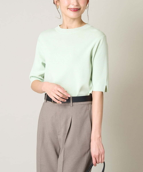 a.v.v(アーヴェヴェ)の「【洗える/UVカット】クルーネックニット(ニット/セーター・レディース・ホワイト/ライトグレー/アイボリー/ブラック/ライトイエロー/ブルー/ベージュ/オレンジ/グリーン/レッド/ブラウン・40/38/36/42/34)」の8枚目の写真