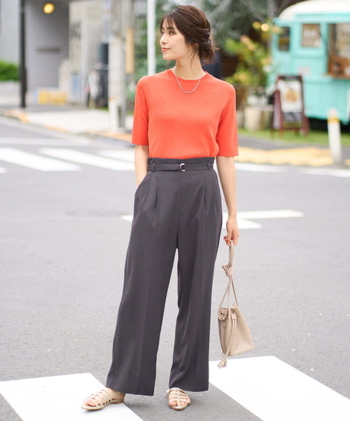 a.v.v(アーヴェヴェ)の「【洗える/UVカット】クルーネックニット(ニット/セーター・レディース・ホワイト/ライトグレー/アイボリー/ブラック/ライトイエロー/ブルー/ベージュ/オレンジ/グリーン/レッド/ブラウン・40/38/36/42/34)」の18枚目の写真