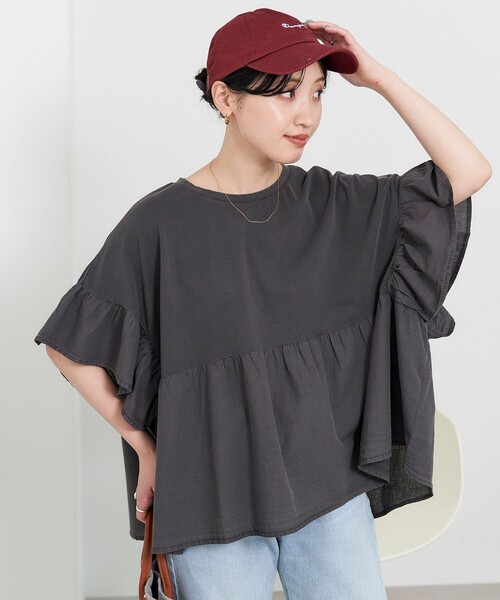 FREAK'S STORE(フリークスストア)の「限定展開 ピグメント 加工 ドッキング フリルトップス(Tシャツ/カットソー・レディース・オレンジ/ライトグレー/グリーン/オフホワイト/ブラック・フリ-)」の3枚目の写真