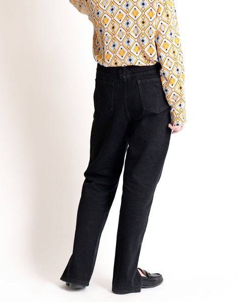 MARAI（マーライ）の「【MARAI】フロントスリットデニムパンツ（デニムパンツ・レディース・ブラック/ブルー・LARGE/X-LARGE/MEDIUM）」の3枚目の写真