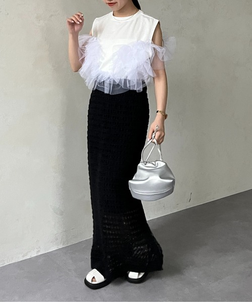 Thevon(ゼボン)の「チュールビスチェドッキングノースリプルオーバー(Tシャツ/カットソー・レディース・ブラック/グレー/オフホワイト/ブルー・FREE)」の12枚目の写真