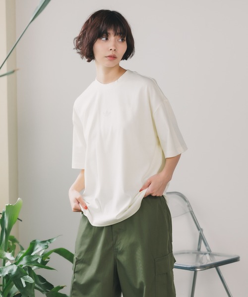 adidas(アディダス)の「adidas/アディダス クラシック 半袖Tシャツ(ジェンダーニュートラル)(Tシャツ/カットソー・メンズ・ライトブルー/アイボリー・M/L/2XL/XL)」の21枚目の写真