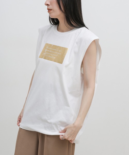 select MOCA（セレクトモカ）の「【選べる着丈】箔プリントノースリーブTシャツ（Tシャツ/カットソー・レディース・ホワイト×ゴールド/ホワイト×シルバー/ホワイト系その他/ブラック系その他/ブラック×シルバー/ブラック×ゴールド/ブラック系その他2/ホワイト系その他2・FREE/SMALL）」の21枚目の写真