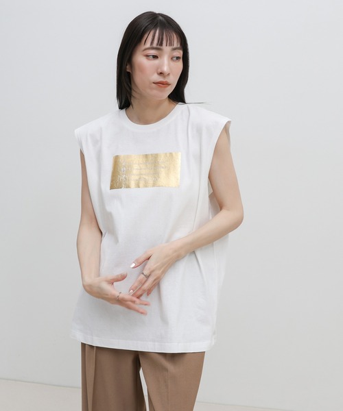 select MOCA（セレクトモカ）の「【選べる着丈】箔プリントノースリーブTシャツ（Tシャツ/カットソー・レディース・ホワイト×ゴールド/ホワイト×シルバー/ホワイト系その他/ブラック系その他/ブラック×シルバー/ブラック×ゴールド/ブラック系その他2/ホワイト系その他2・FREE/SMALL）」の22枚目の写真